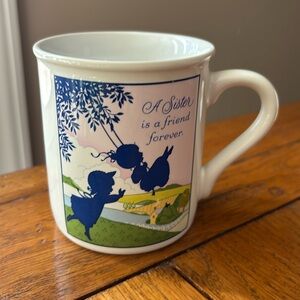 VINTAGE RARE 1984
HALLMARK MUGS SISTER THEME MADE IN JAPAN
COFFEE TEA MUG CUP